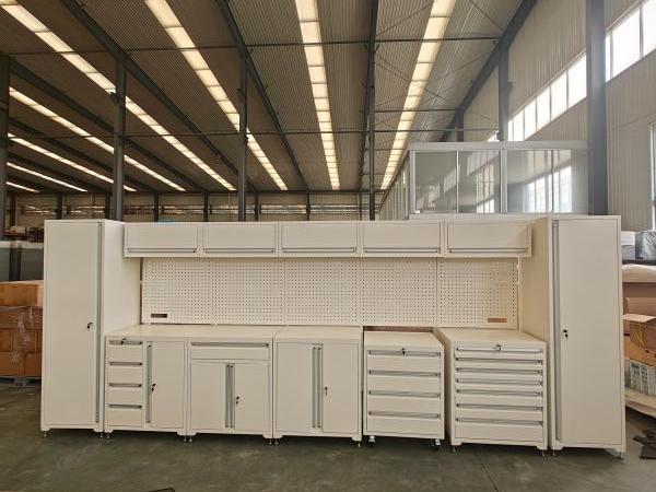 What is Garage Cabinet？