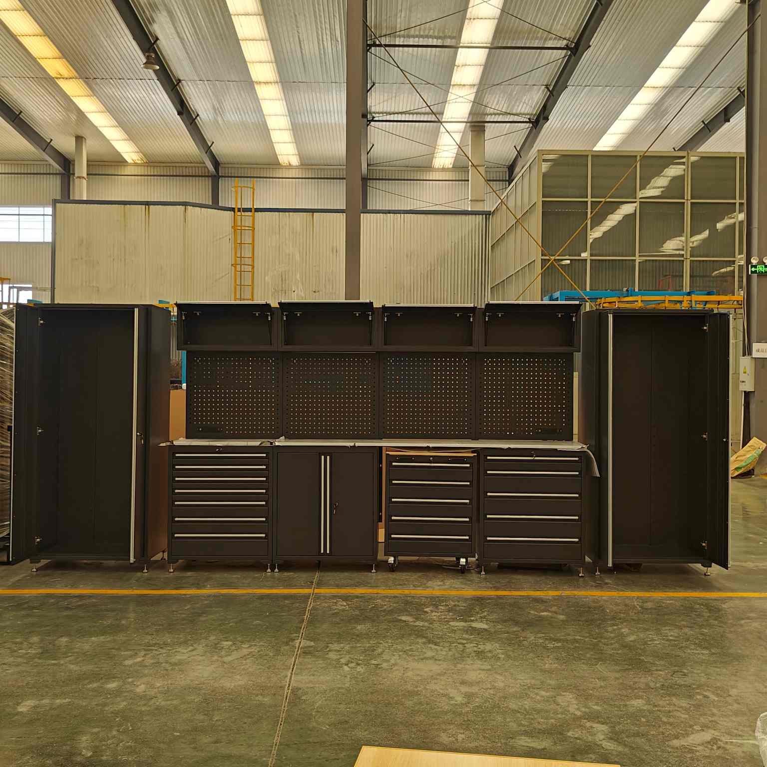 Cold Rolled Steel Garage Cabinet Set