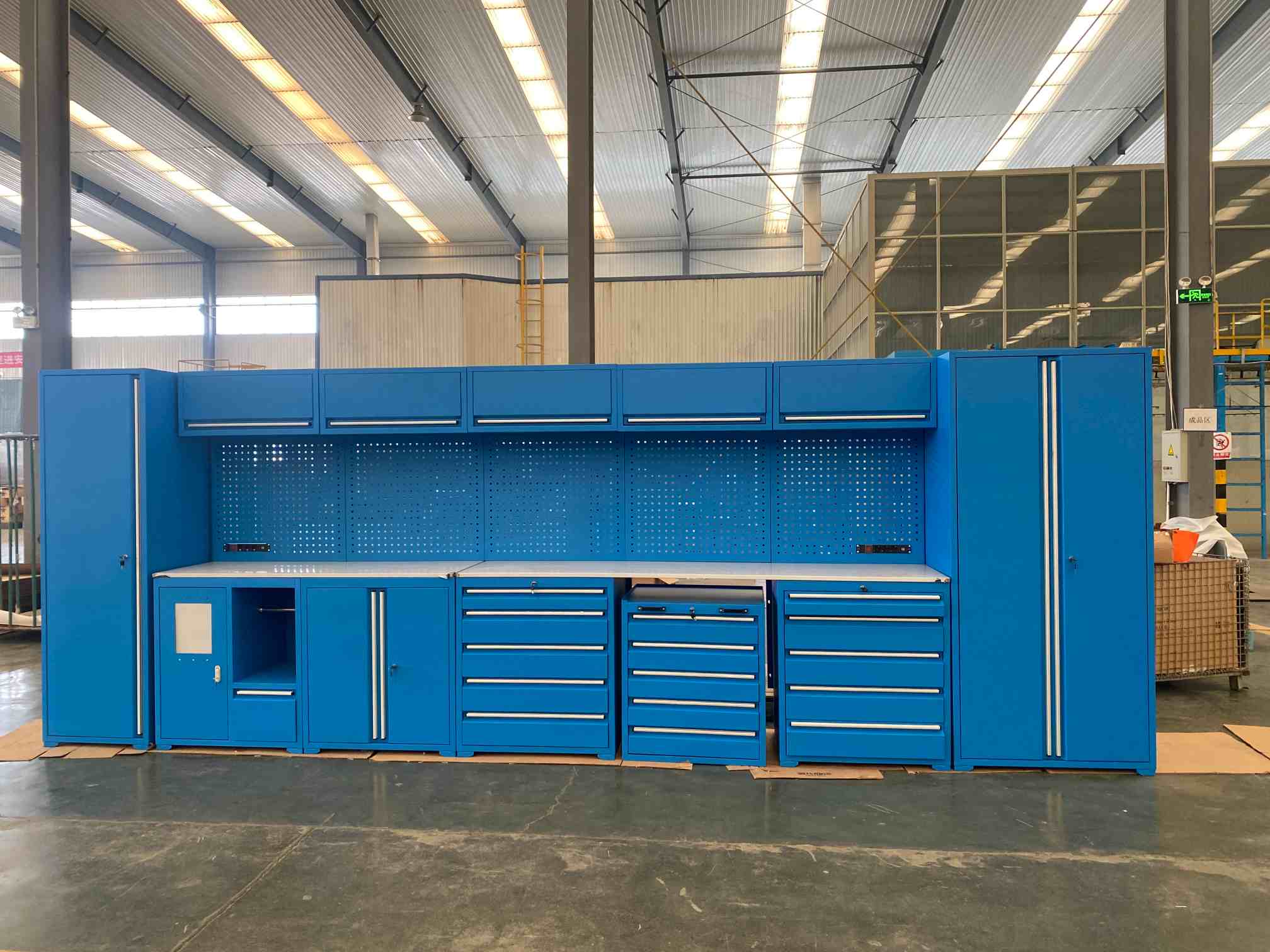 Heavy Duty Garage Storage Cabinet