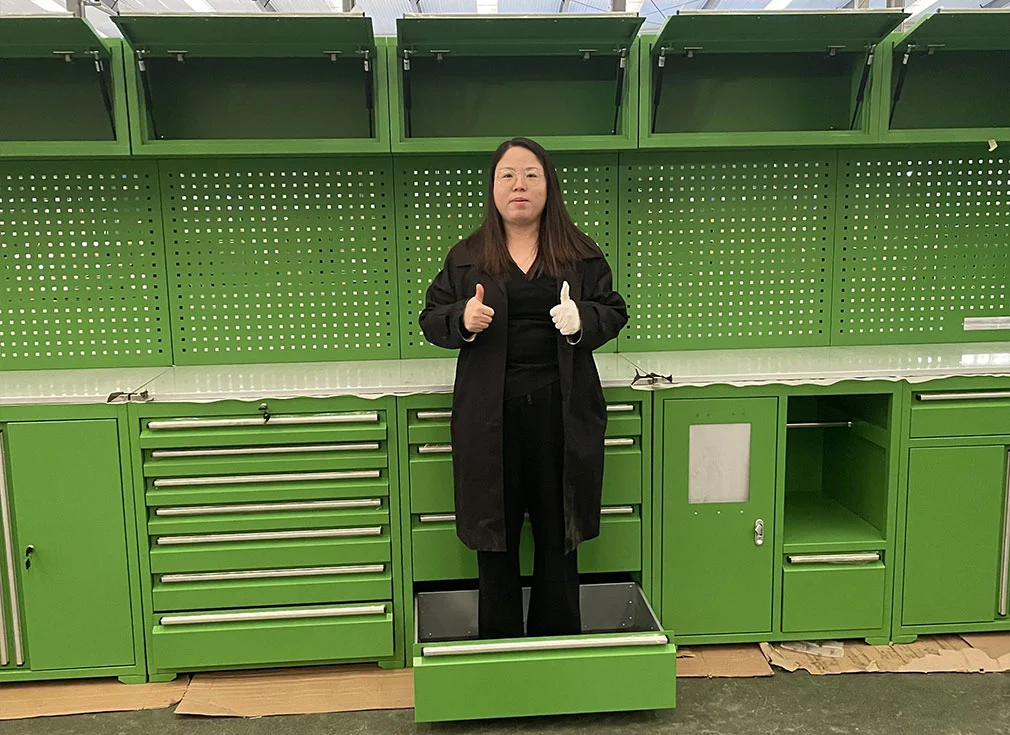 Custom Multifunctional Garage Cabinets Custom Multifunctional Garage Cabinets